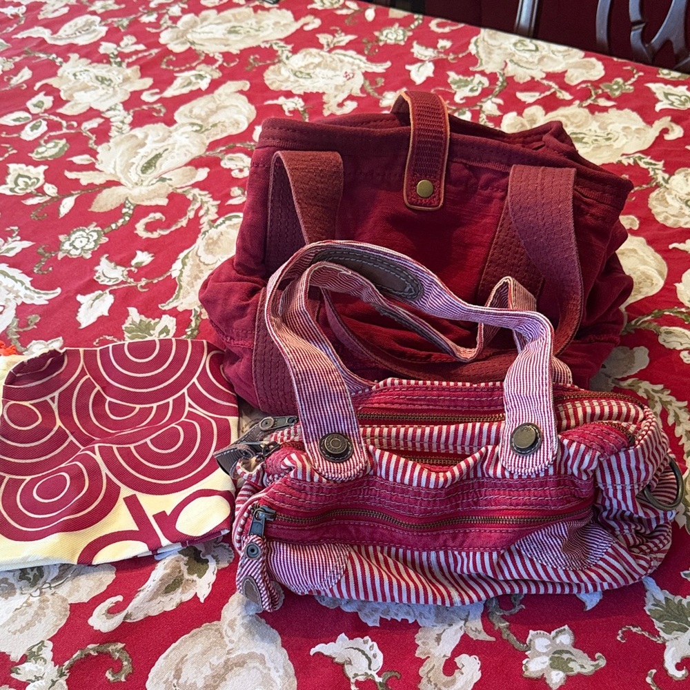 New GAP Red and white purse & Tote Bag Set, brass & leather detailing